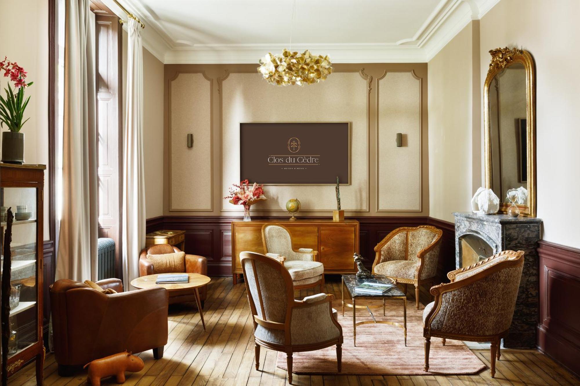 Clos Du Cedre - Chambres D'Hotes D'Exception, Luxury B&B A 迪南 外观 照片