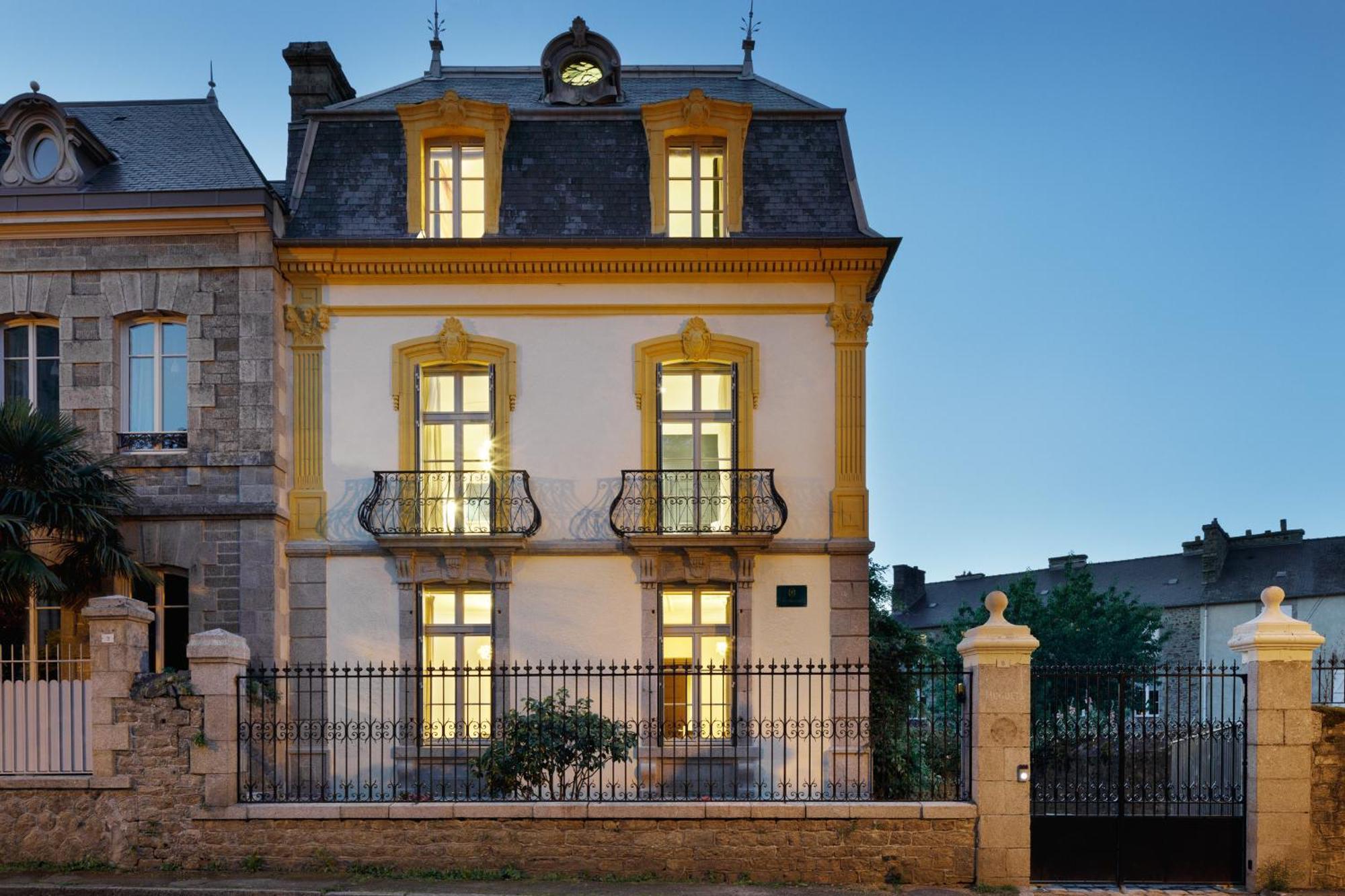 Clos Du Cedre - Chambres D'Hotes D'Exception, Luxury B&B A 迪南 外观 照片